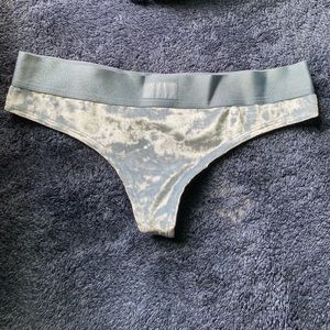 PINK VS velvet thong